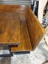 HANDCRAFTED CORNER DINING